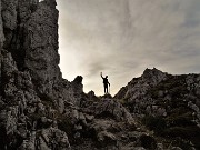 56 Scendiamo al Passo la Forca sul tormentato sentiero 501